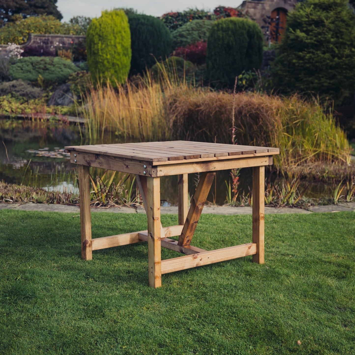 Valley 99cm Table