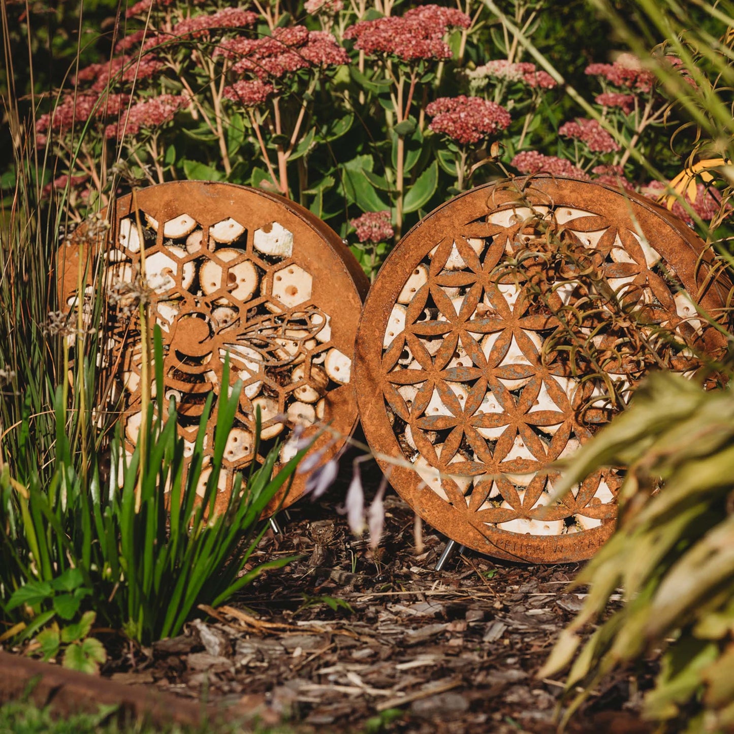 Petteri Wiimaa Insect Hotel Flower of Life-M