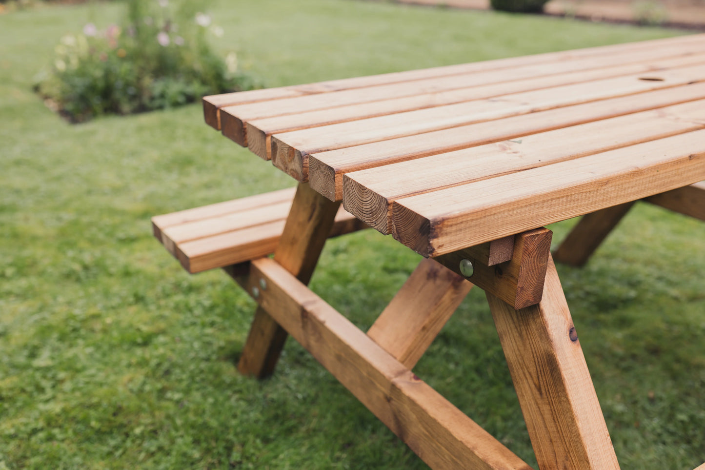 Valley Deluxe Picnic Table 1500MM