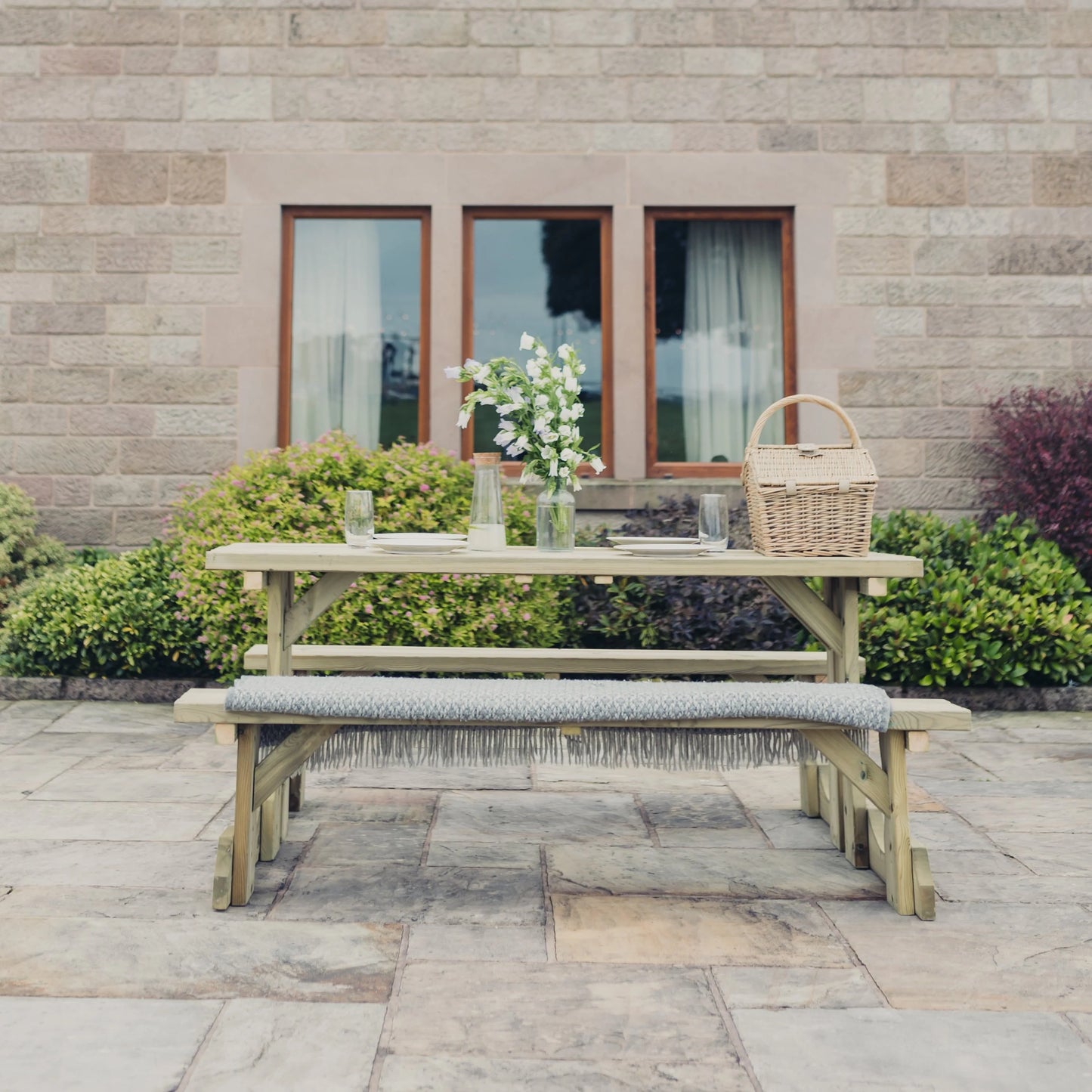 Lunar Picnic Table 1800MM
