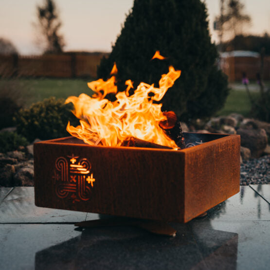 GrillSymbol Corten Steel Fire Pit Piazza