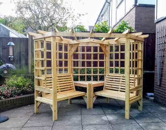 Clementine Corner Arbour