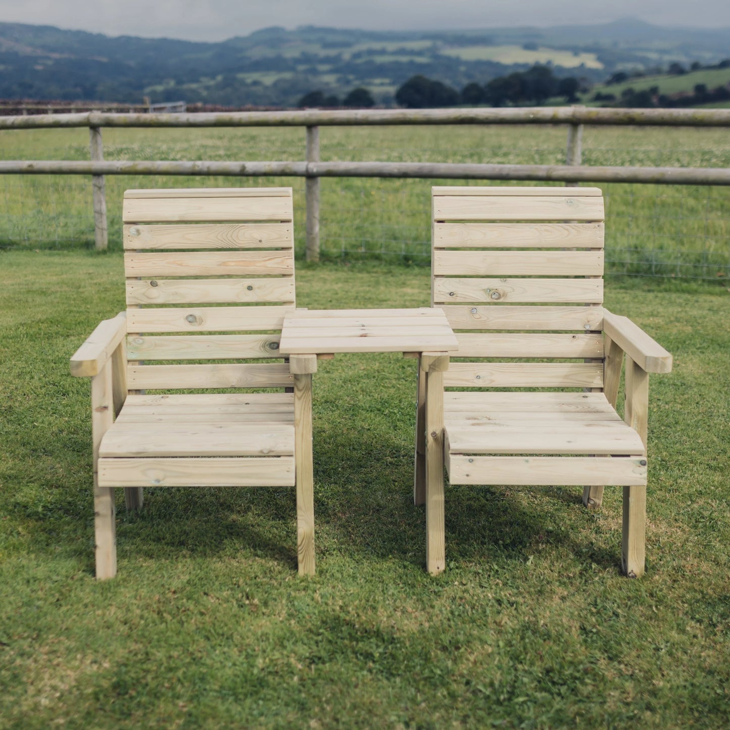 Glover Love Seats Straight