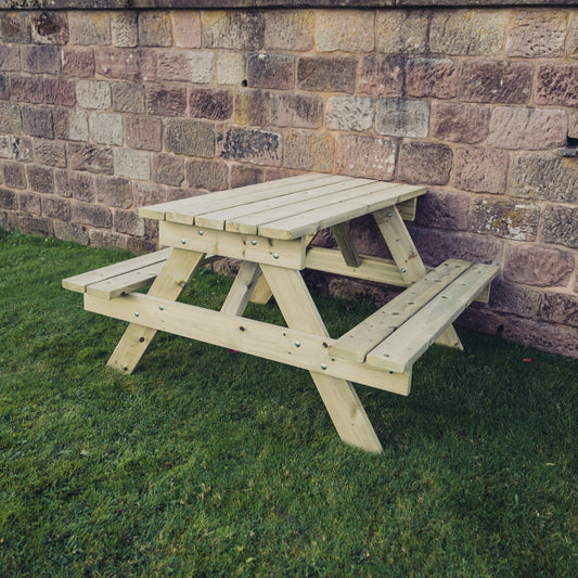 Traditional Picnic Table 1395MM Long